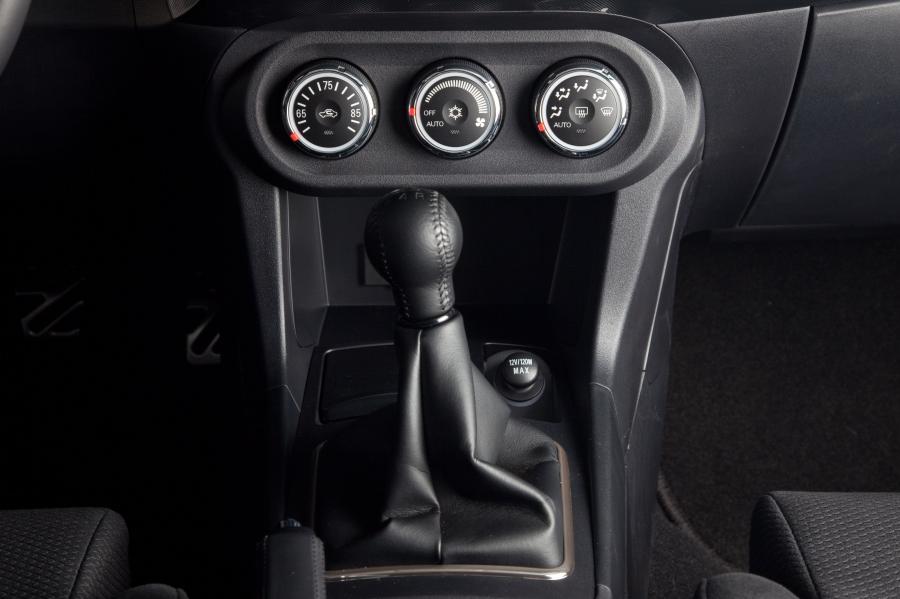  Mitsubishi Lancer Evolution X GSR 2012 года  (фото 7 из 18)